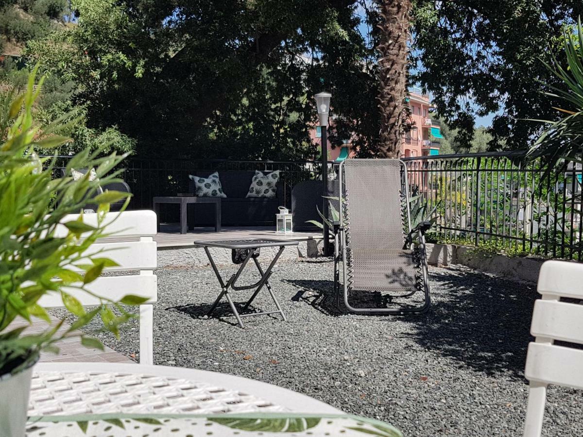 Garden Apartment Челле-Лигуре Экстерьер фото